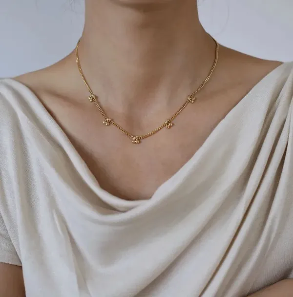 Gold_Necklace_For_Women